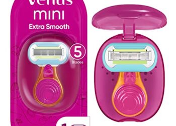 Gillette Venus Extra Smooth On The Go Razor For Women, Handle + 1 Blade Refill + 1 Travel Case, Great Addition To Your Travel Size Toiletries