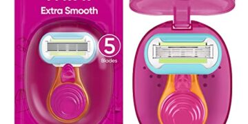 Gillette Venus Extra Smooth On The Go Razor For Women, Handle + 1 Blade Refill + 1 Travel Case, Great Addition To Your Travel Size Toiletries